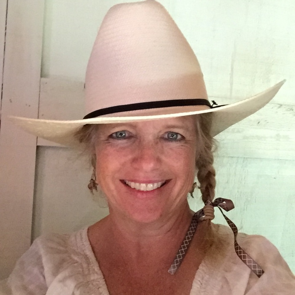 Meet your Posher, Linda